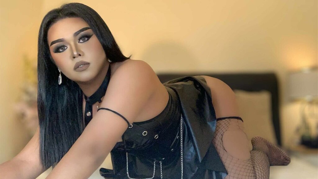 AdanaMcqueen
