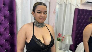 CourtneyJaz